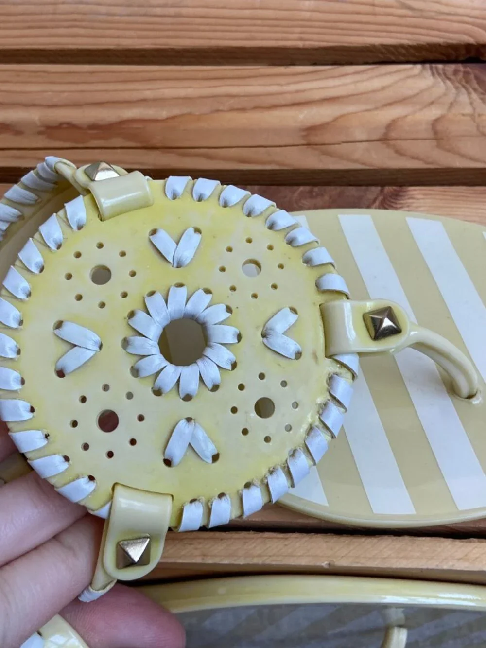 Jack Rogers Size 9 Georgica Jelly Sandals Pale Yellow Color Thong